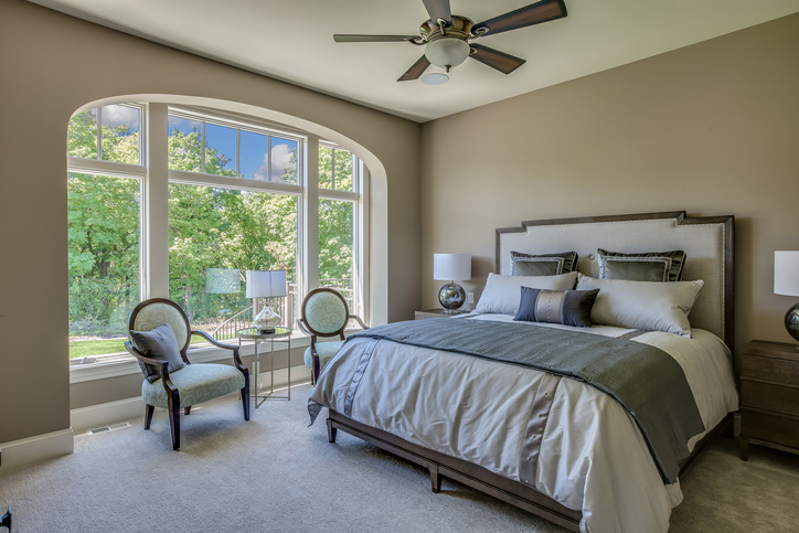 Bedding style in huge master bedroom